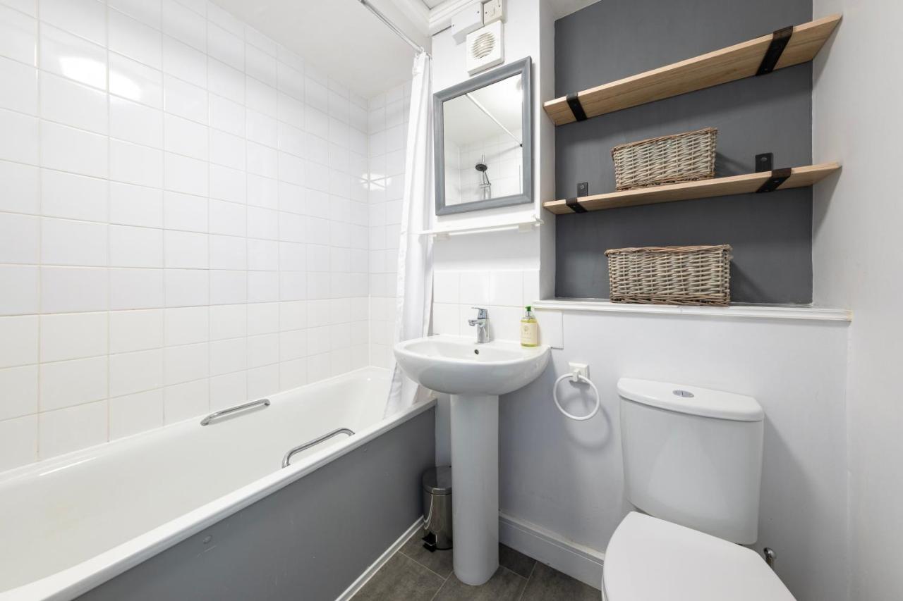 Super City Centre Apartment - Two Bedrooms, Perfect Location باث المظهر الخارجي الصورة